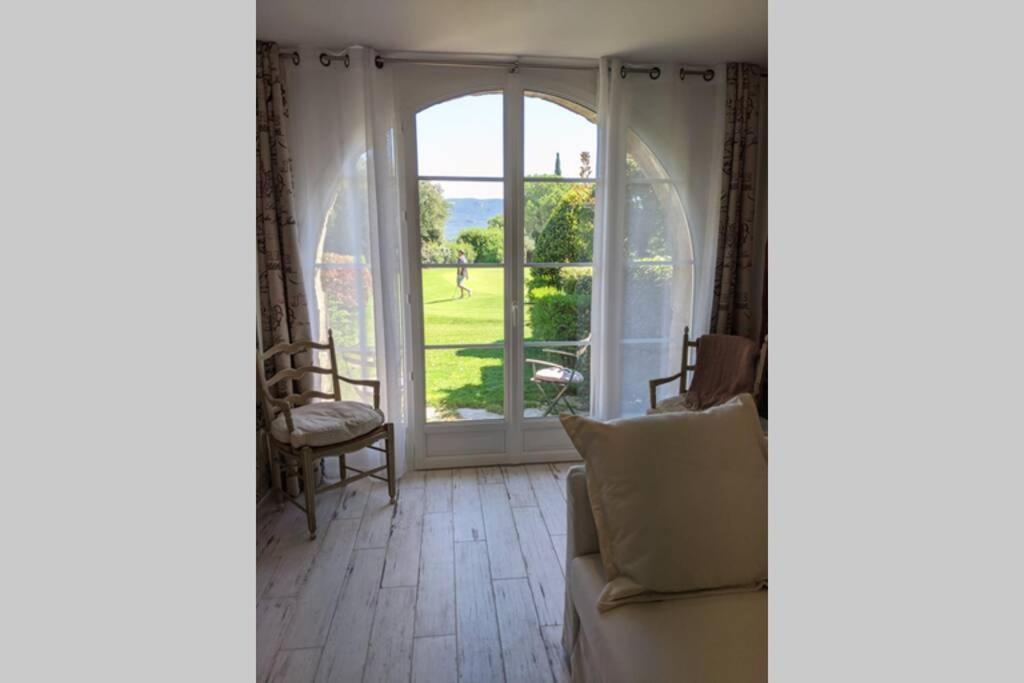 Joli F2 Saint Endreol Hameau Palayson Var La Motte Dış mekan fotoğraf